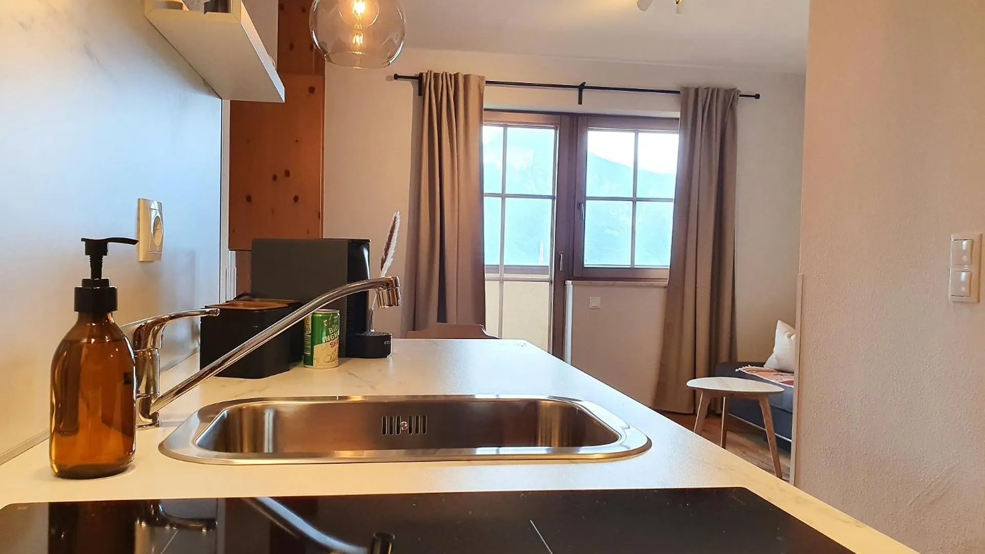 Alpenflair Apartment Mit Balkon - Inkl Parkplatz #5 İnnsbruck 0*,